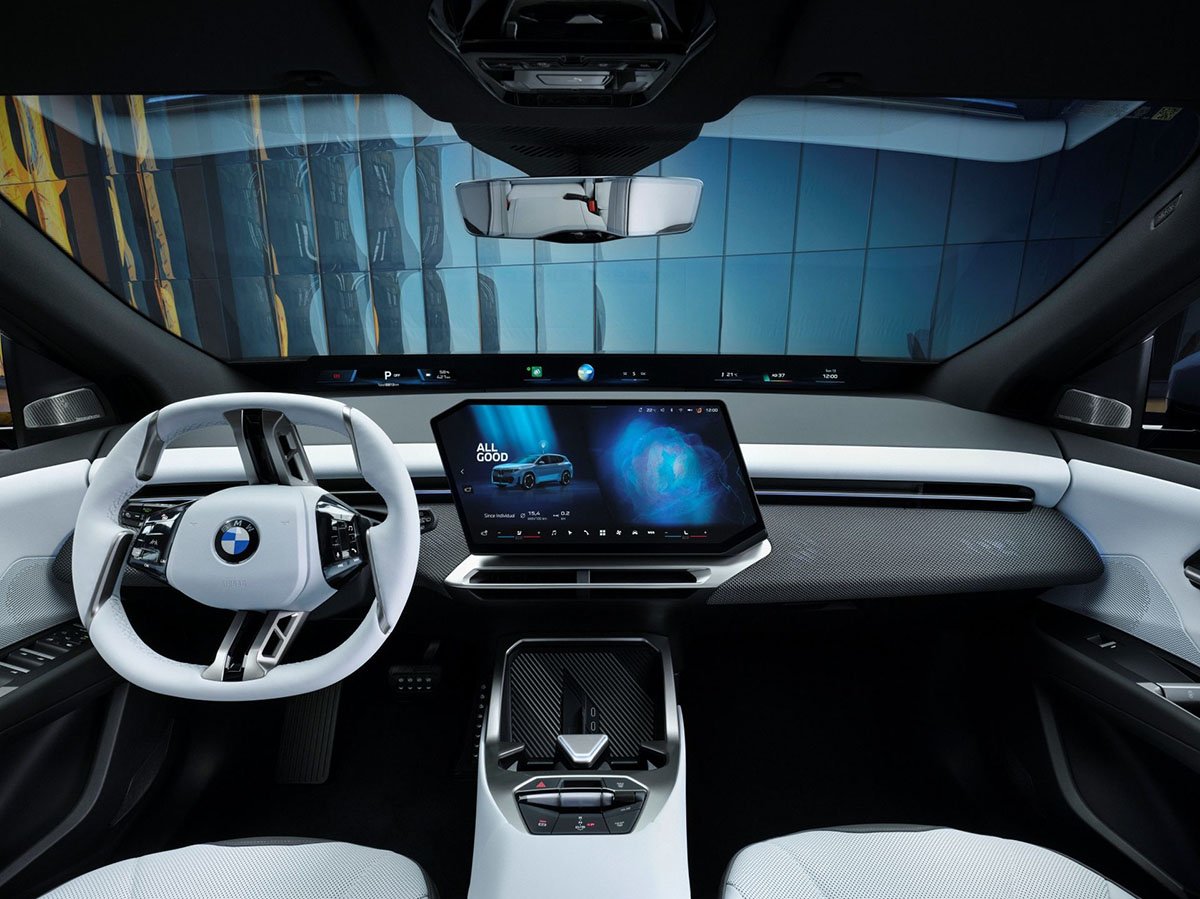 Intérieur du BMW iX3 Neue Klasse avec écran incurvé et interface numérique simplifiée