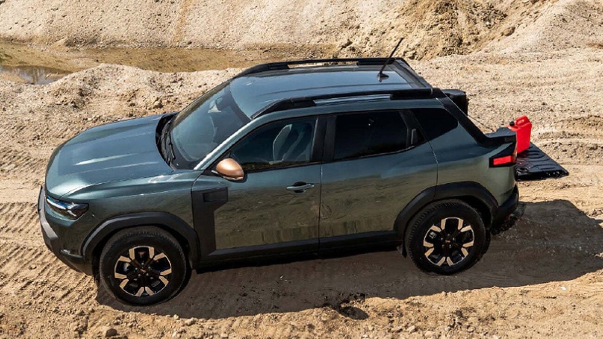 Dacia Duster Pick-Up 2025 double cabine vu de profil avec benne arrière renforcée