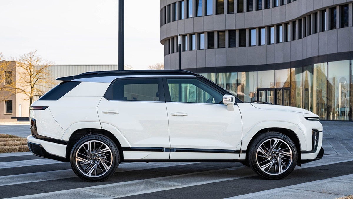 SUV KGM Actyon 2025 profil gauche, design musclé et longueur de 4,70 m