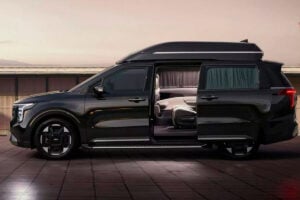 KIA limousine ultra-luxueuse Rolls Royce coréenne, véhicule haut de gamme coréen au luxe extrême