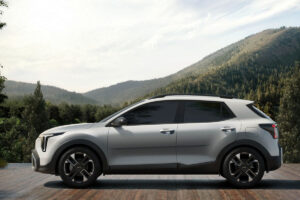 SUV prévu pour 2026 sans son moteur DPI indestructible mais restant supérieur au Toyota Yaris Cross sur d'autres critères