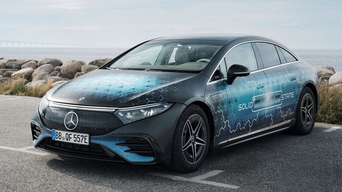 Mercedes EQS vue de profil en configuration aérodynamique