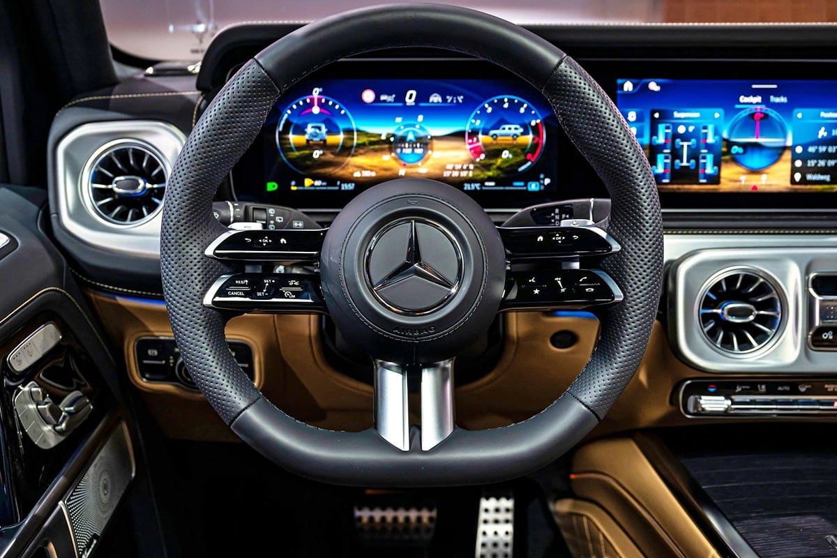 Poste de conduite du futur Mercedes G mini inspiré des modèles EQ compacts
