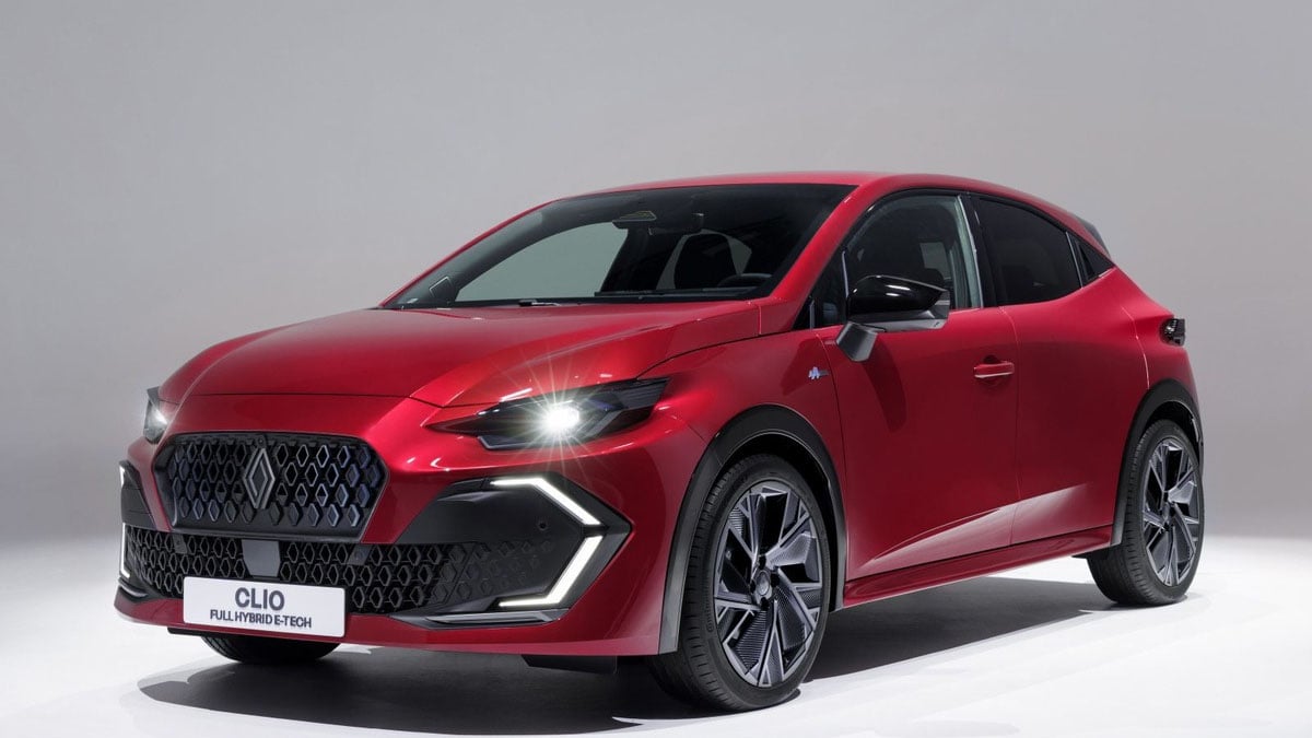 Profil du Renault Clio 2026 bleu Esprit Alpine, design plus musclé et dimensions accrues