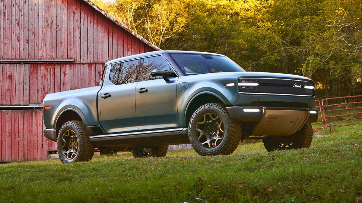 Volkswagen Scout Pick-Up en version double cabine, concept de pick-up électrique avec benne fonctionnelle et design rétro.