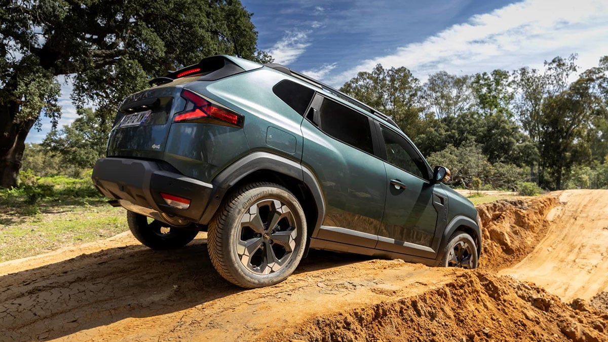 Vue avant du Dacia Duster 130 4x4
