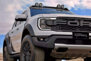 4x4 tout-terrain extrême amélioré référence franchissement, véhicule radical haute performance capacités ultimes
