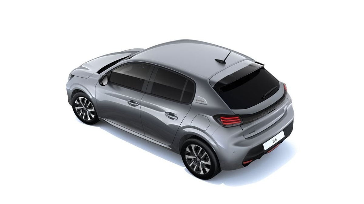 Arrière de la Peugeot 208 avec feux à trois griffes et logo central