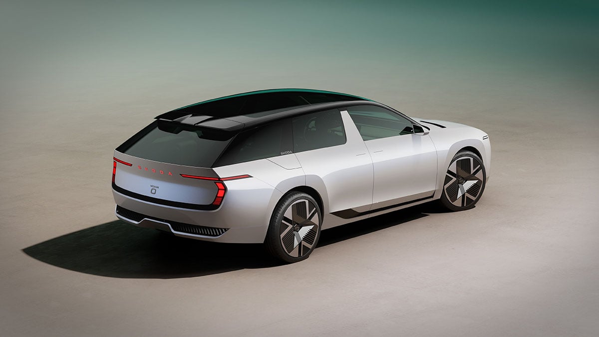 Arrière du concept Skoda Vision O avec feux en forme de T et spoiler divisé
