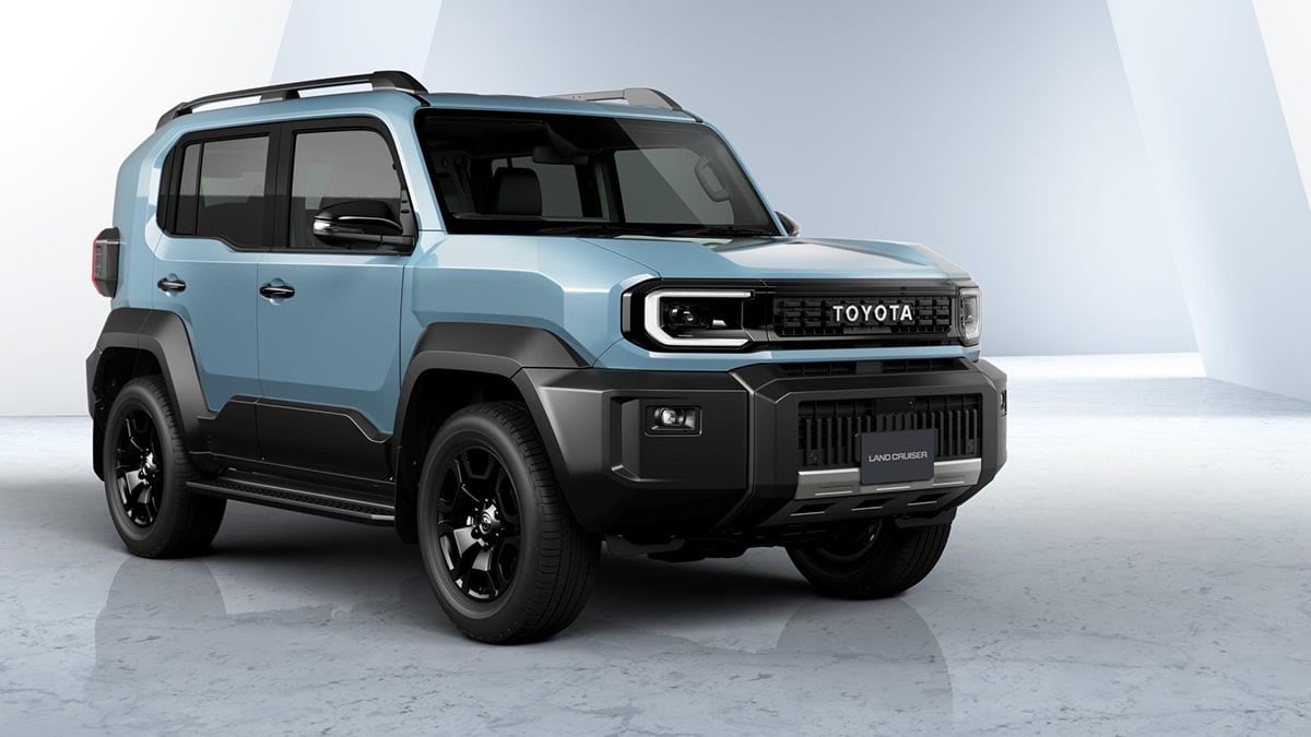 Avant du Toyota Land Cruiser FJ 2026 avec calandre verticale et phares ronds